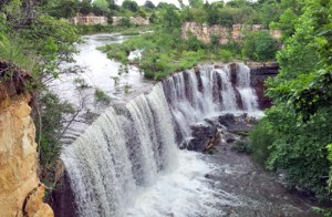 Cowley State Lake Waterfall 2